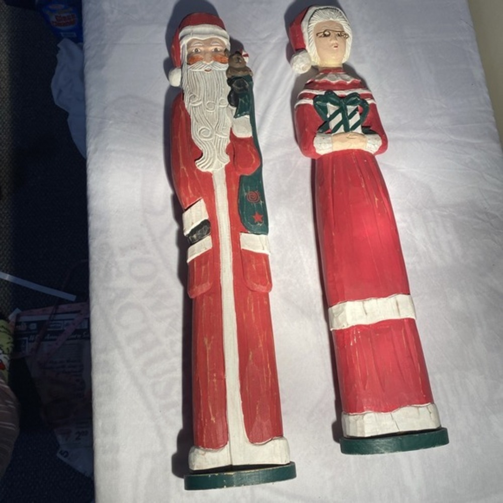 Mr & Mrs Claus 20 In Wooden Statues Pier One 3702
